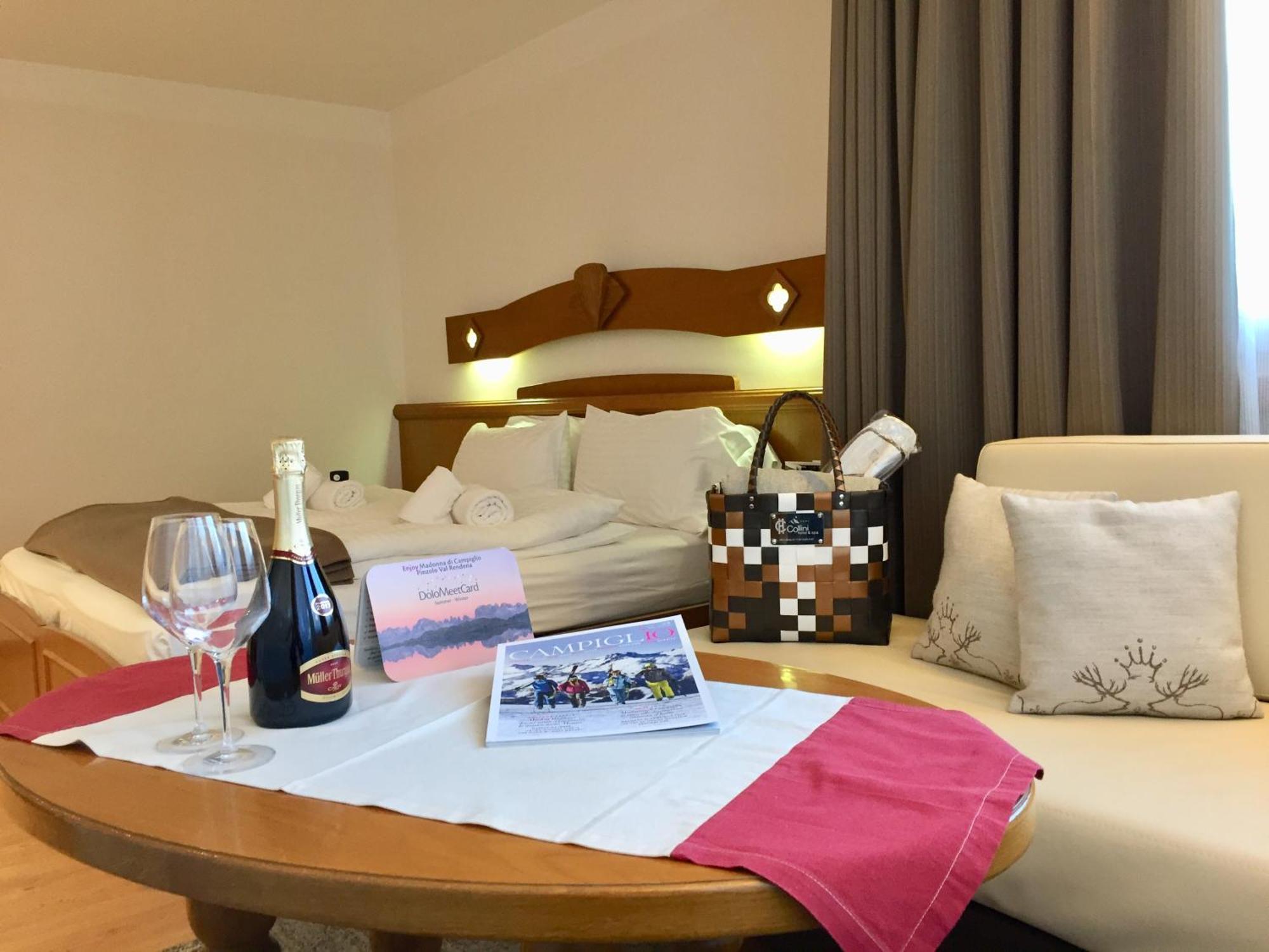 Hotel Collini Pinzolo Esterno foto